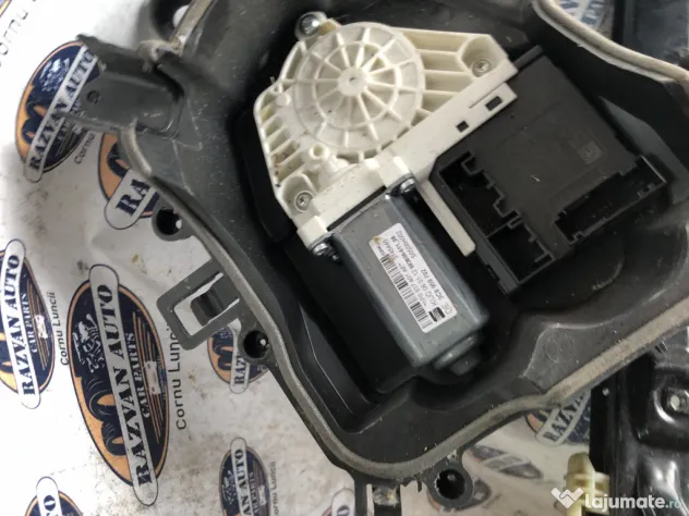 Macara geam stanga fata Seat Leon 2007