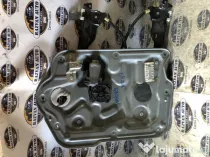 Macara geam dreapta fata Nissan Qashqai 2010