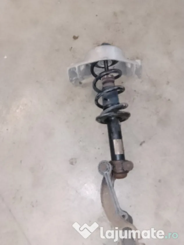 Amortizor suspensie fata stanga Audi A4 B8 2.0 Motorina 2011