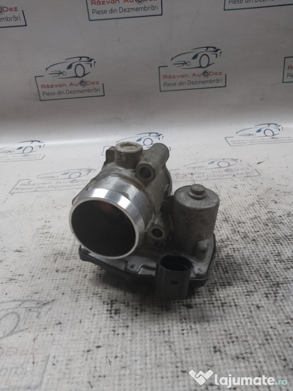 Clapeta acceleratie Ford B-MAX 1.0 Benzina 2012