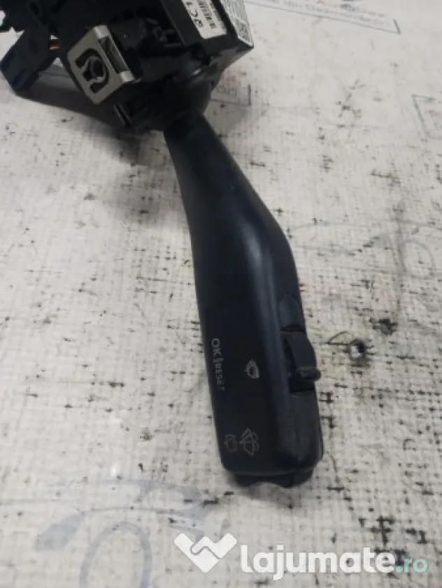Maneta stergatoare Volkswagen Golf 5 2008