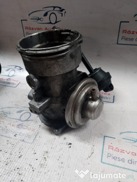 Clapeta acceleratie Volkswagen Touareg 2.5 2005