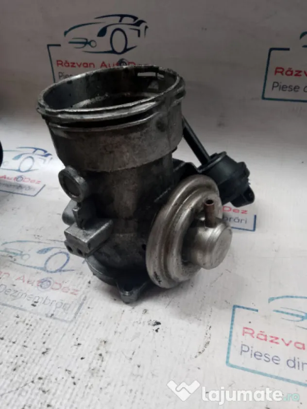 Clapeta acceleratie Volkswagen Touareg 2.5 2005