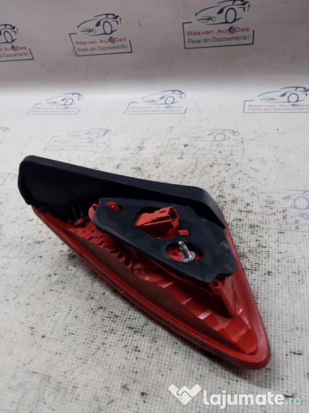 Stop stanga hayon Peugeot 3008 2010