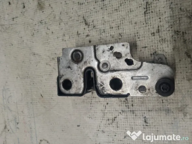 Broasca capota Volkswagen Tiguan 2008