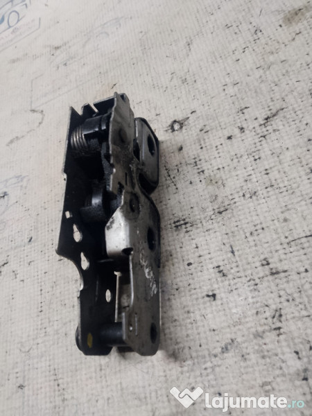 Broasca capota Volkswagen Tiguan 2008