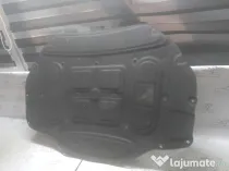 P&acirc;sla capotă BMW 730 2009