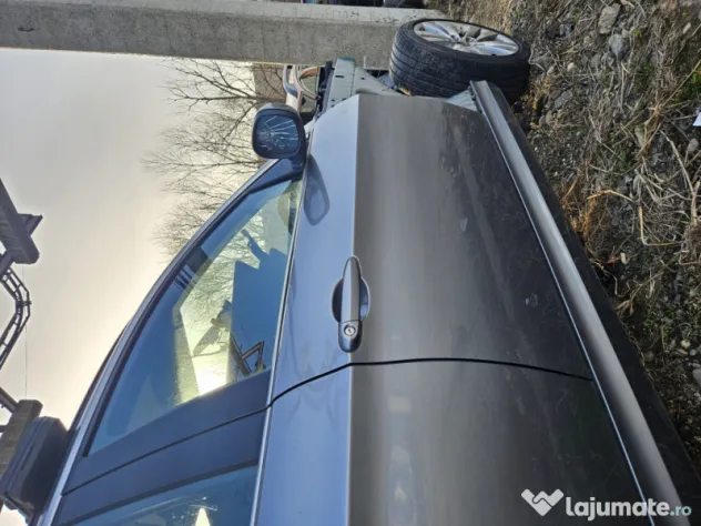 Usa dreapta fata BMW Seria 3 E91 2010