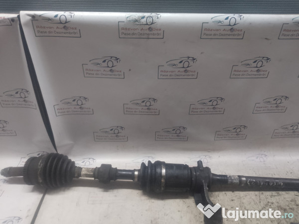 Planetara dreapta fata Hyundai Santa Fe 2.2 Motorina 2008