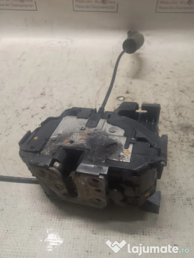 Broasca stanga spate Renault Megane 3 2013
