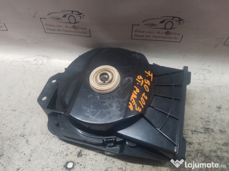 Boxa podea stanga BMW F30 2.0 Motorina 2013