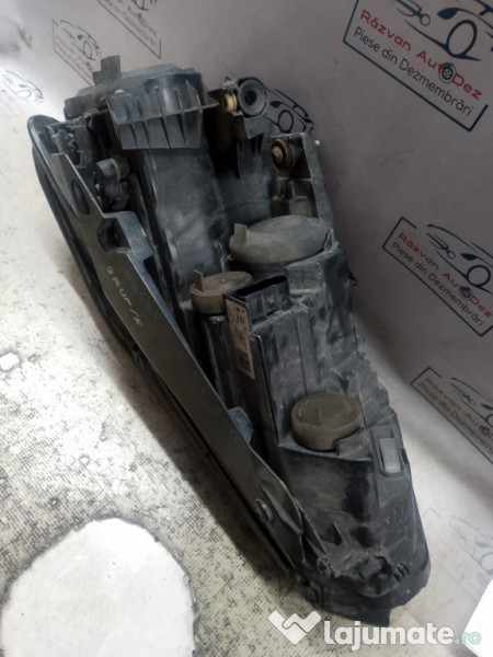 Far Dreapta Halogen Volkswagen Passat B8 2015