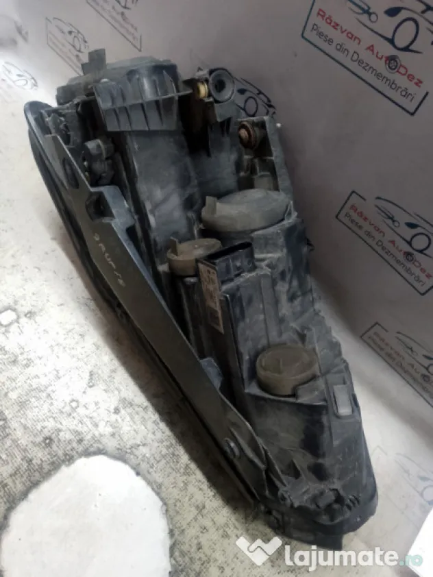 Far Dreapta Halogen Volkswagen Passat B8 2015