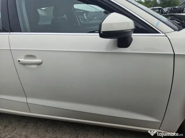 Usa dreapta fata Audi A3 8V Hatchback 2015