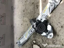 Macara geam dreapta spate Dacia Duster 2019