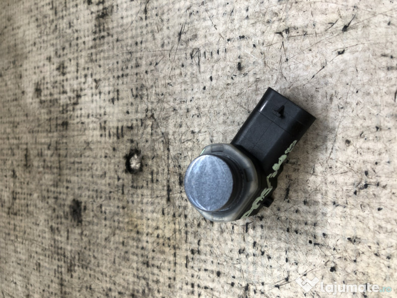 Senzori parcare spate Volkswagen Passat B7 2012