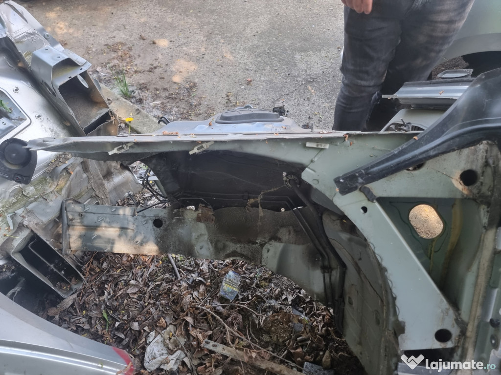 Lonjeron stanga Audi A5 2010