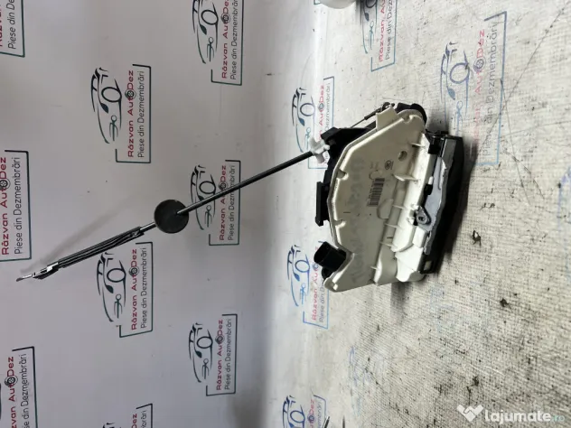 Broasca stanga spate Volkswagen Tiguan 2013