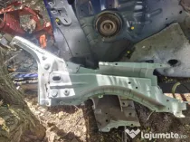 Semi Aripa Dreapta Fata Dacia Duster - Motorina 2020