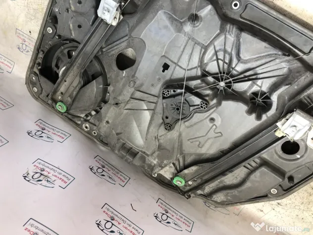 Macara geam stanga fata Porsche Cayenne 2012