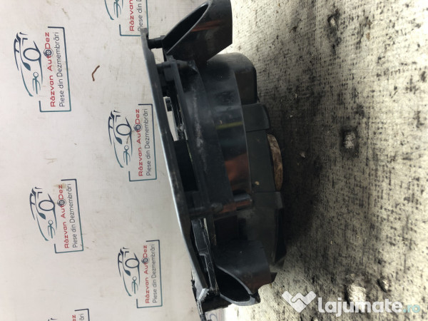 Boxa podea stanga BMW Seria 3 E90 2012