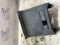 Priza bricheta auxiliara Volkswagen Jetta 2012