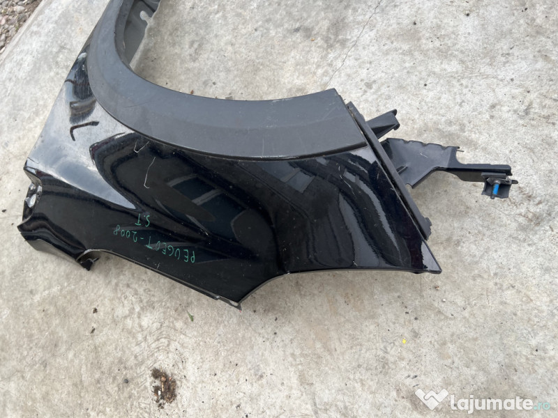 Aripa Stanga Fata Peugeot 2008 2015