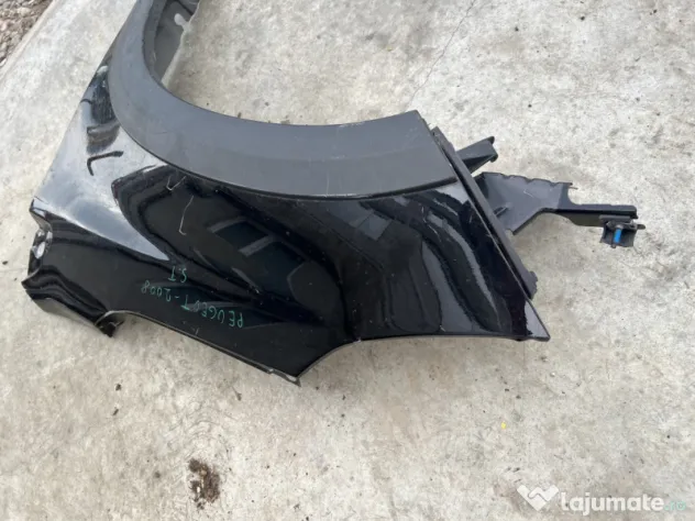 Aripa Stanga Fata Peugeot 2008 2015