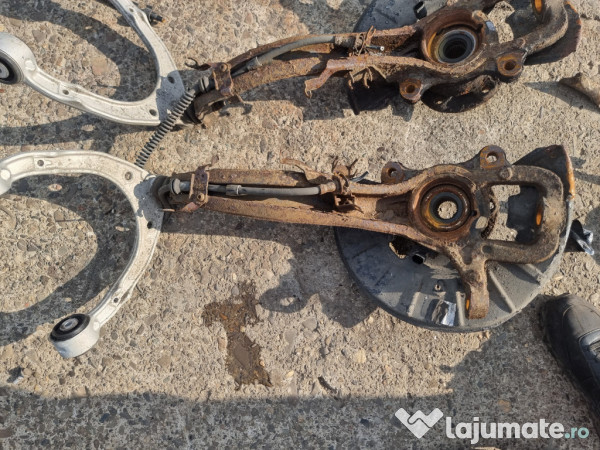 Fuzeta stanga fata Volkswagen Touareg 3.0 Motorina 2012