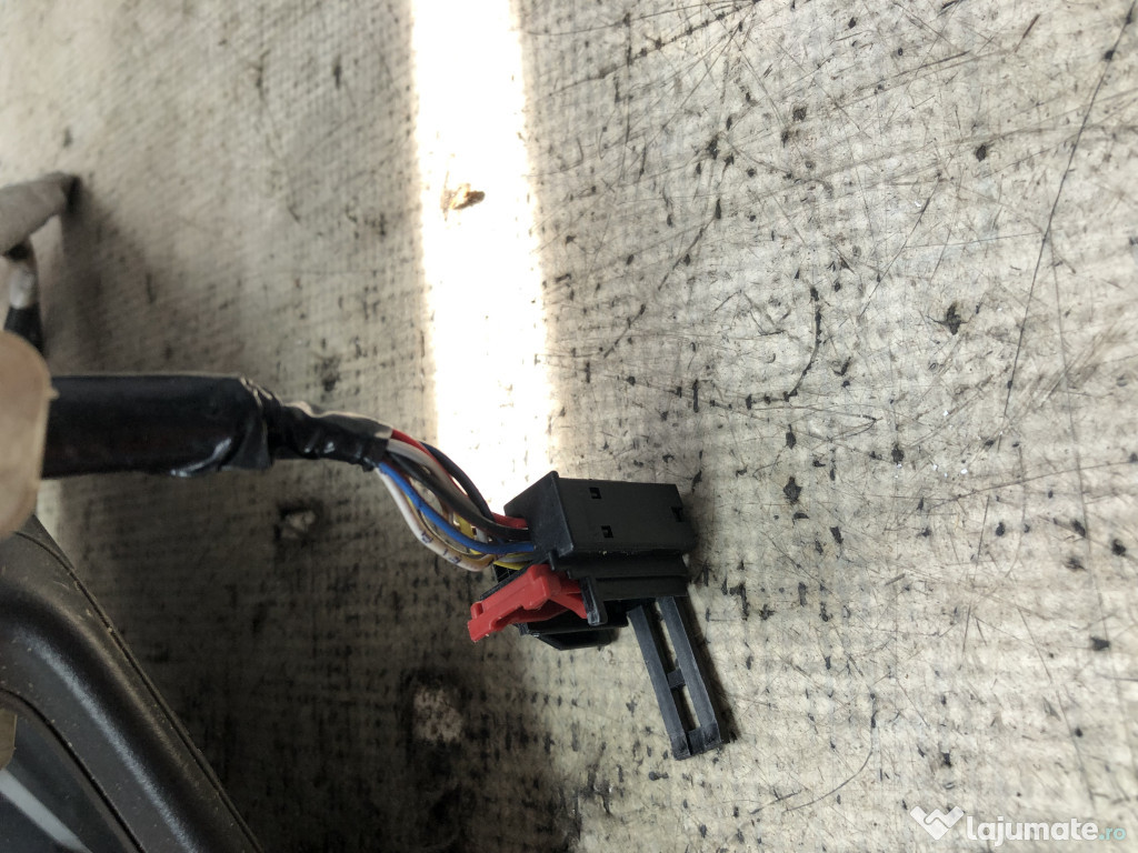 Oglinda stanga rabatare electrica Volkswagen Golf 7 2016