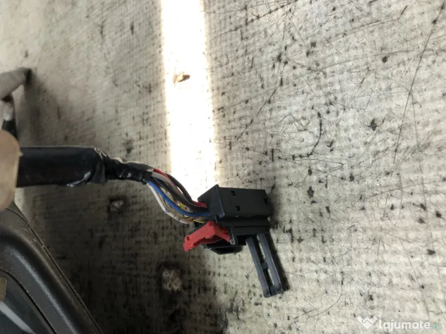 Oglinda stanga rabatare electrica Volkswagen Golf 7 2016