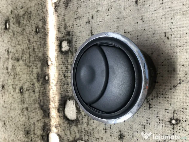 Grila ventilatie dreapta Dacia Duster 2014