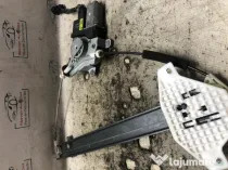 Macara geam stanga spate Opel Antara 2011