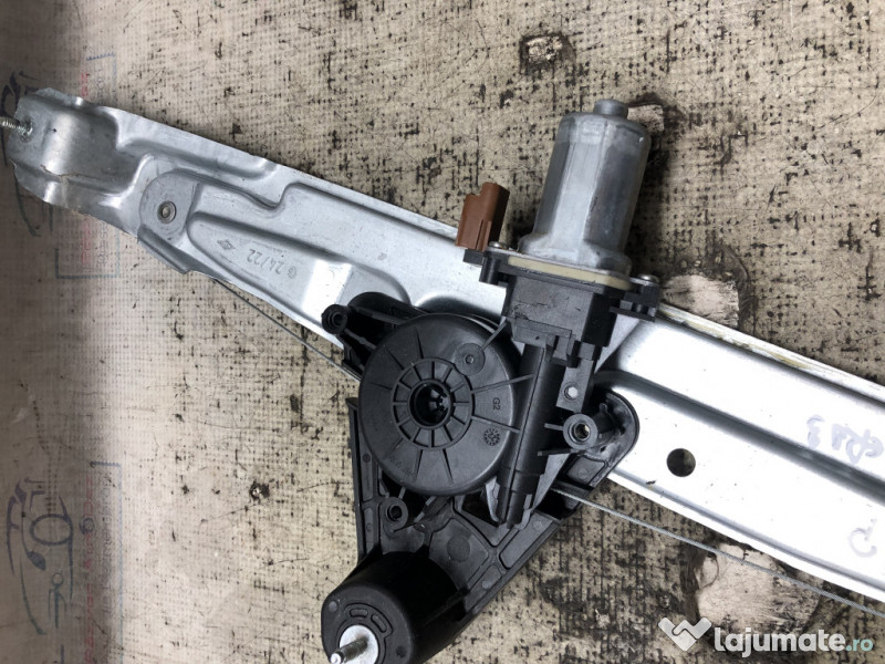 Macara geam stanga spate Dacia Sandero 3 2022