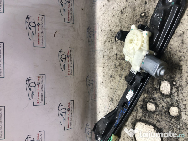 Macara geam stanga spate Ford Ecosport 2015