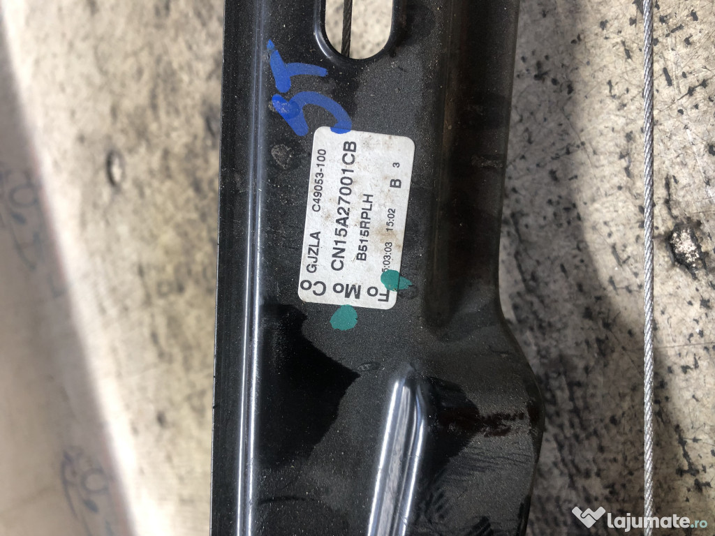 Macara geam stanga spate Ford Ecosport 2015