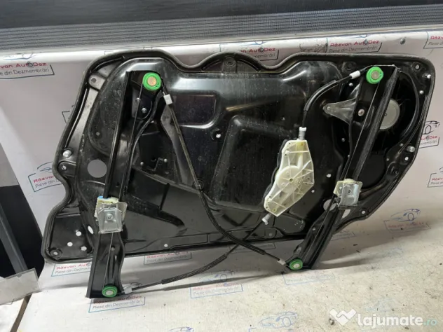 Macara geam stanga fata Volkswagen Passat B7 2012