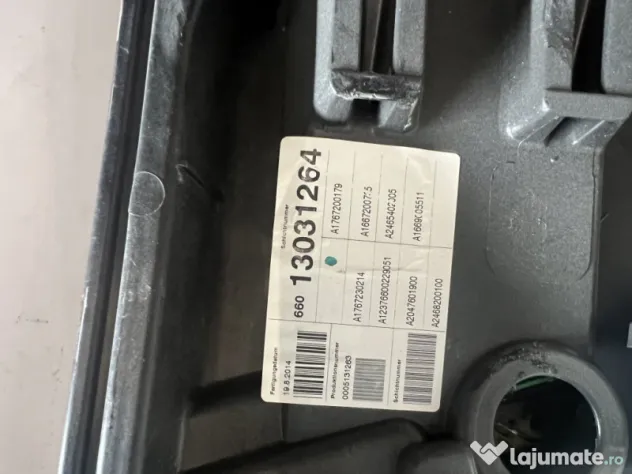 Macara geam stanga fata Mercedes A-Class 2015