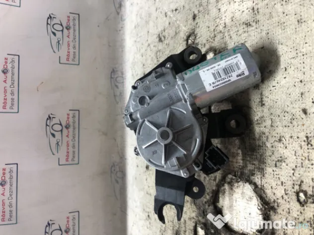 Motoras stergator hayon Dacia Duster 2013