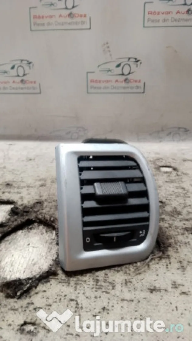Grila ventilatie stanga Skoda Fabia 2 2012