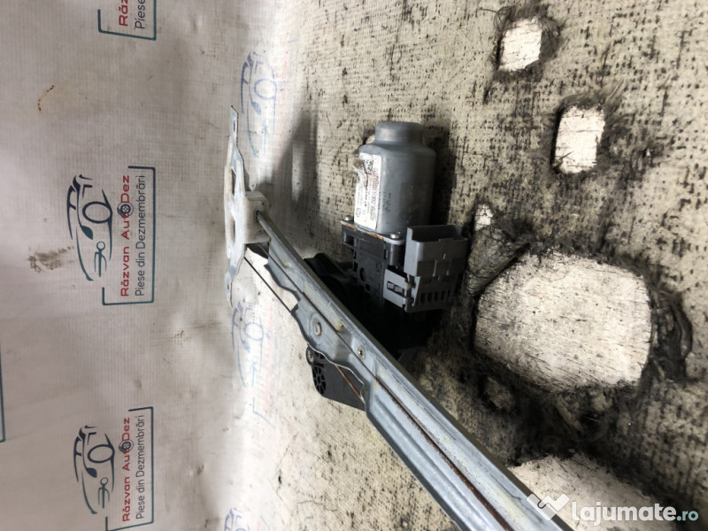 Macara geam dreapta fata Citroen DS4 2013