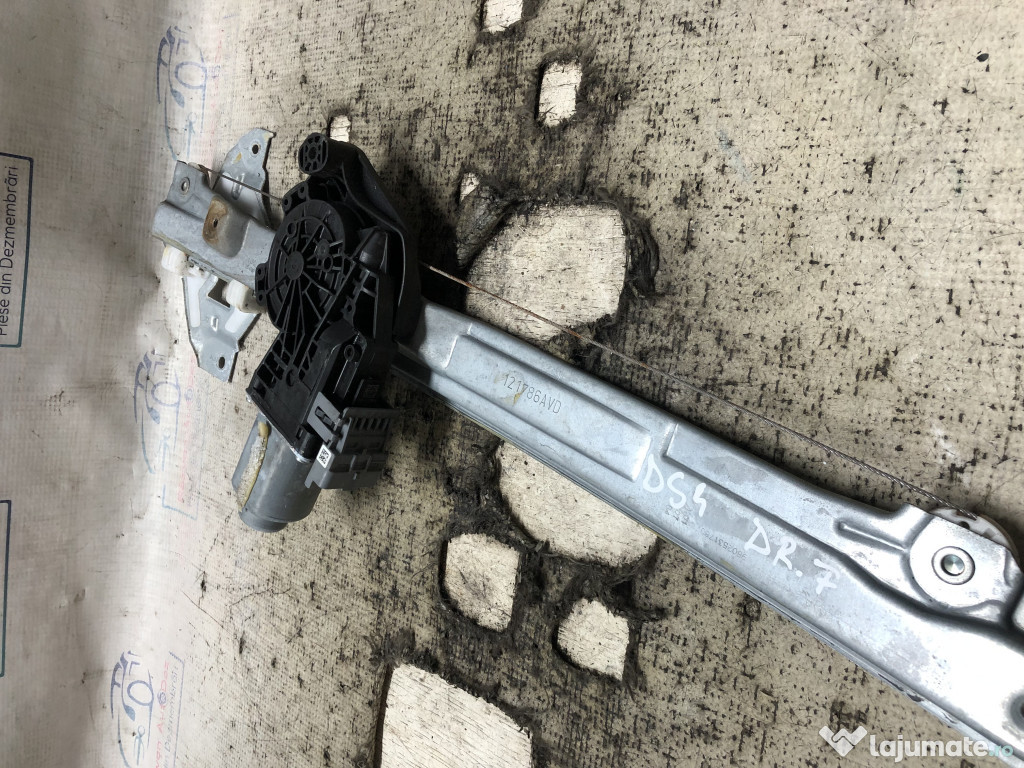 Macara geam dreapta fata Citroen DS4 2013