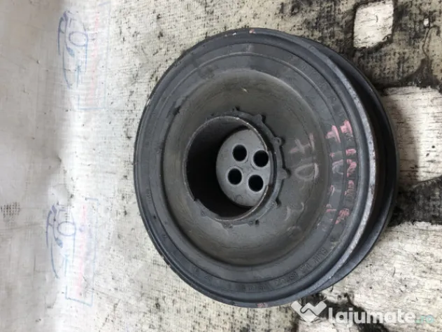 Fulie vibrochen BMW 520 F10 2.0 2012