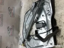 Macara geam dreapta fata Skoda Superb 2 2010