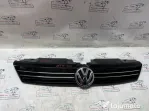 Grila bara fata Volkswagen Jetta 2012