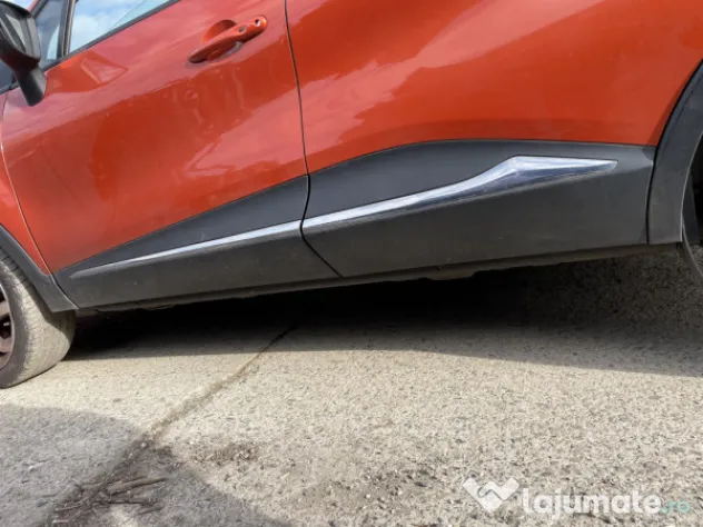 Prag stanga tabla Renault Captur 1.5 Motorina 2015