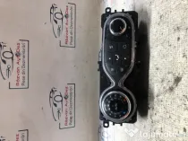 Panou comanda clima Renault Captur 1.5 Motorina 2014