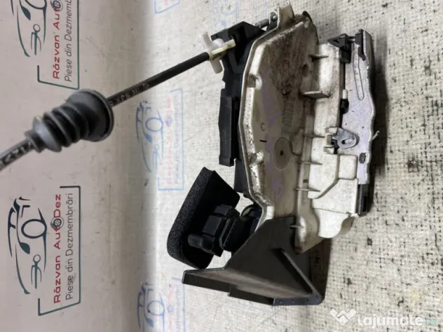 Broasca dreapta spate Skoda Yeti 2012