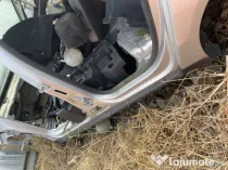 Prag stanga tabla Volkswagen Passat B6 Berlina 2006