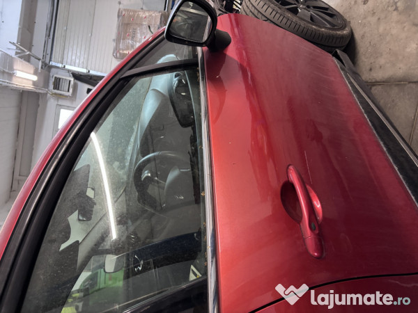 Usa dreapta fata Renault Clio 4 1.5 Motorina 2015